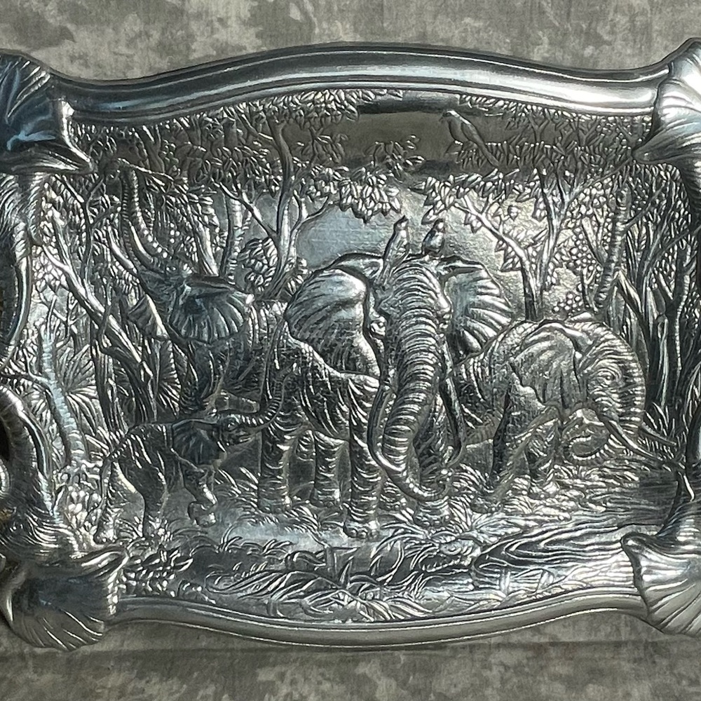 1987 Aurthor Court Aluminum Platter Tray Serving Art Safari Elephant